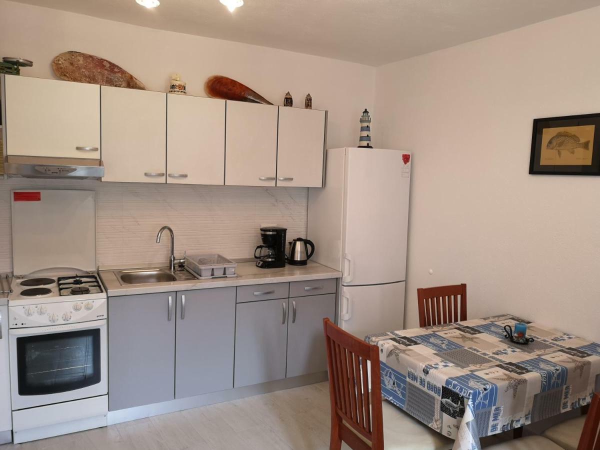 Apartments Ivana Makarska Exterior photo