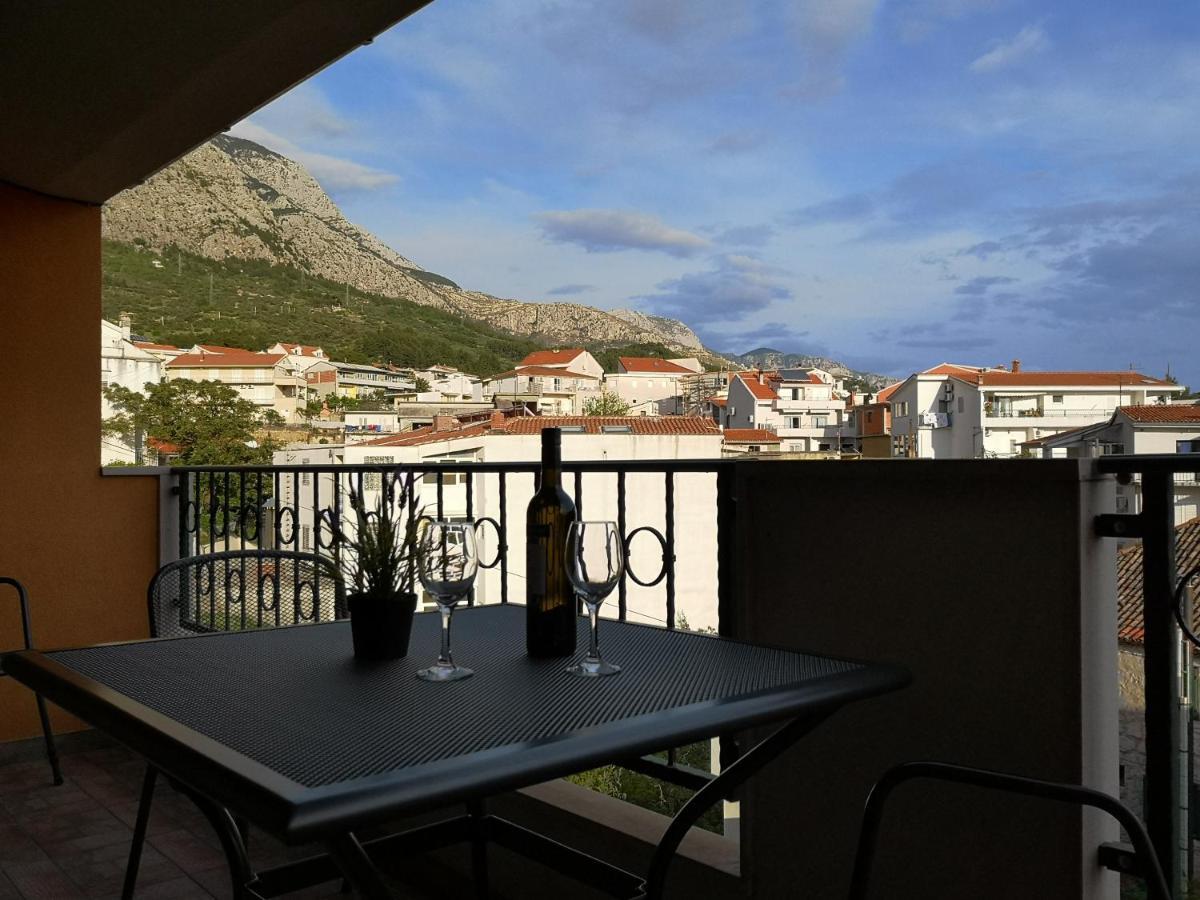 Apartments Ivana Makarska Exterior photo